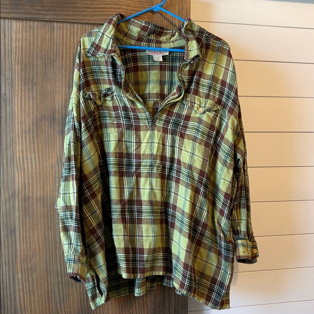 Vintage Avenue green plaid flannel half zip